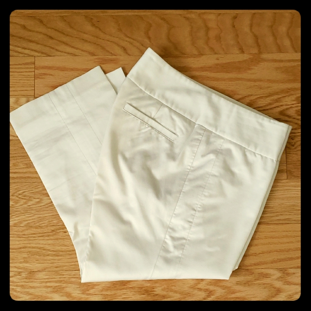 White crop pants